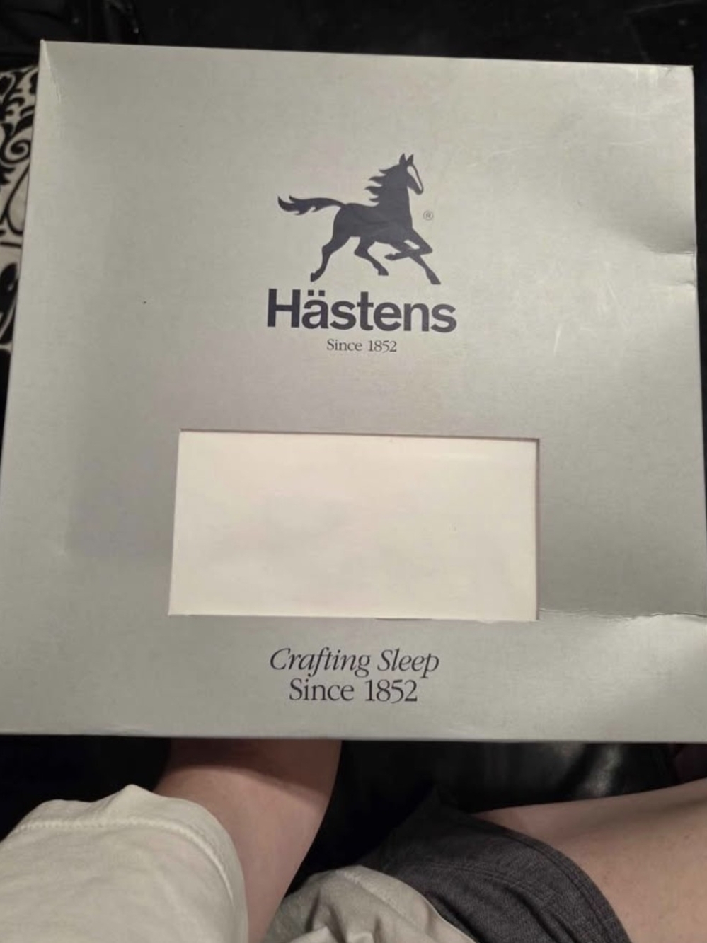 NWT Hästens Satin Pure Fitted Sheet - White 210cm x 210cm x 40cm